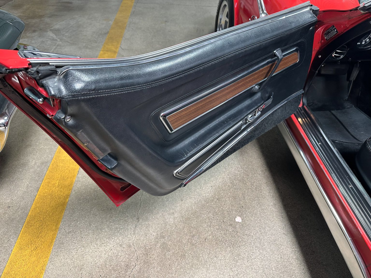 BaT 1973 Red Corvette Convertible 7400