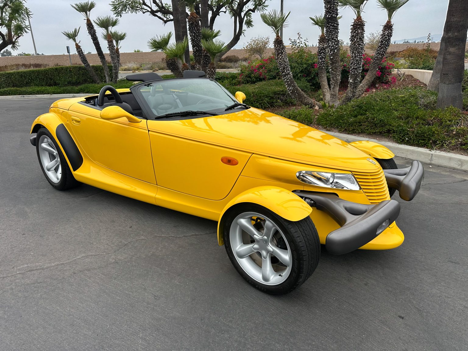 BaT 1999 Yellow Prowler-8681