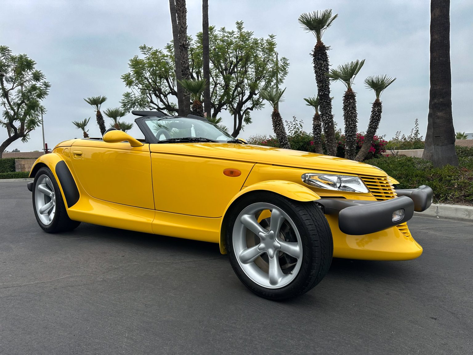 BaT 1999 Yellow Prowler-8682