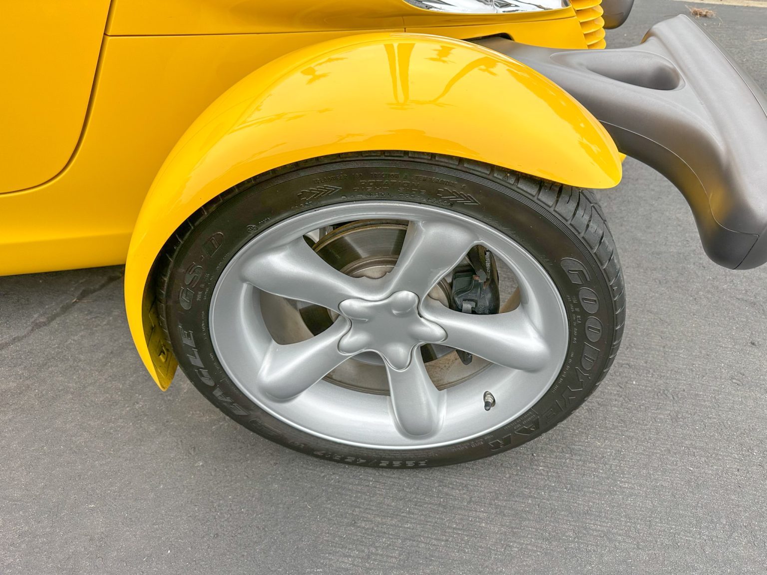 BaT 1999 Yellow Prowler-8693