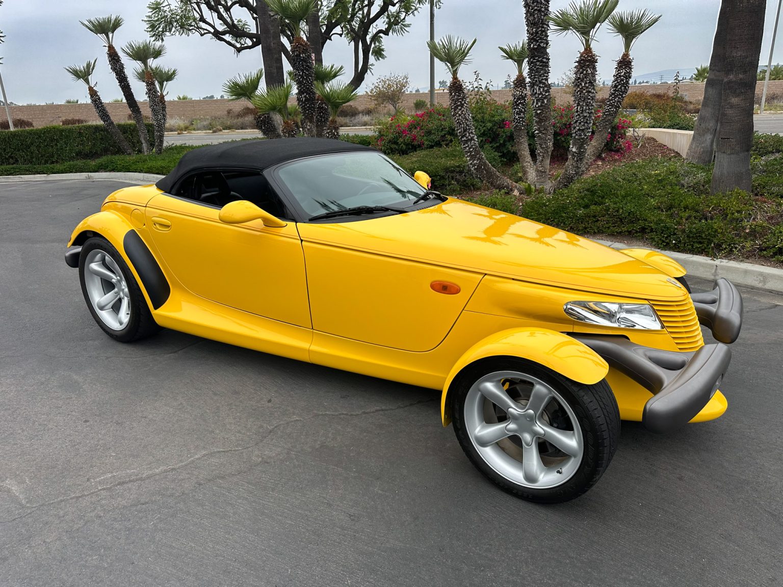 BaT 1999 Yellow Prowler-8701