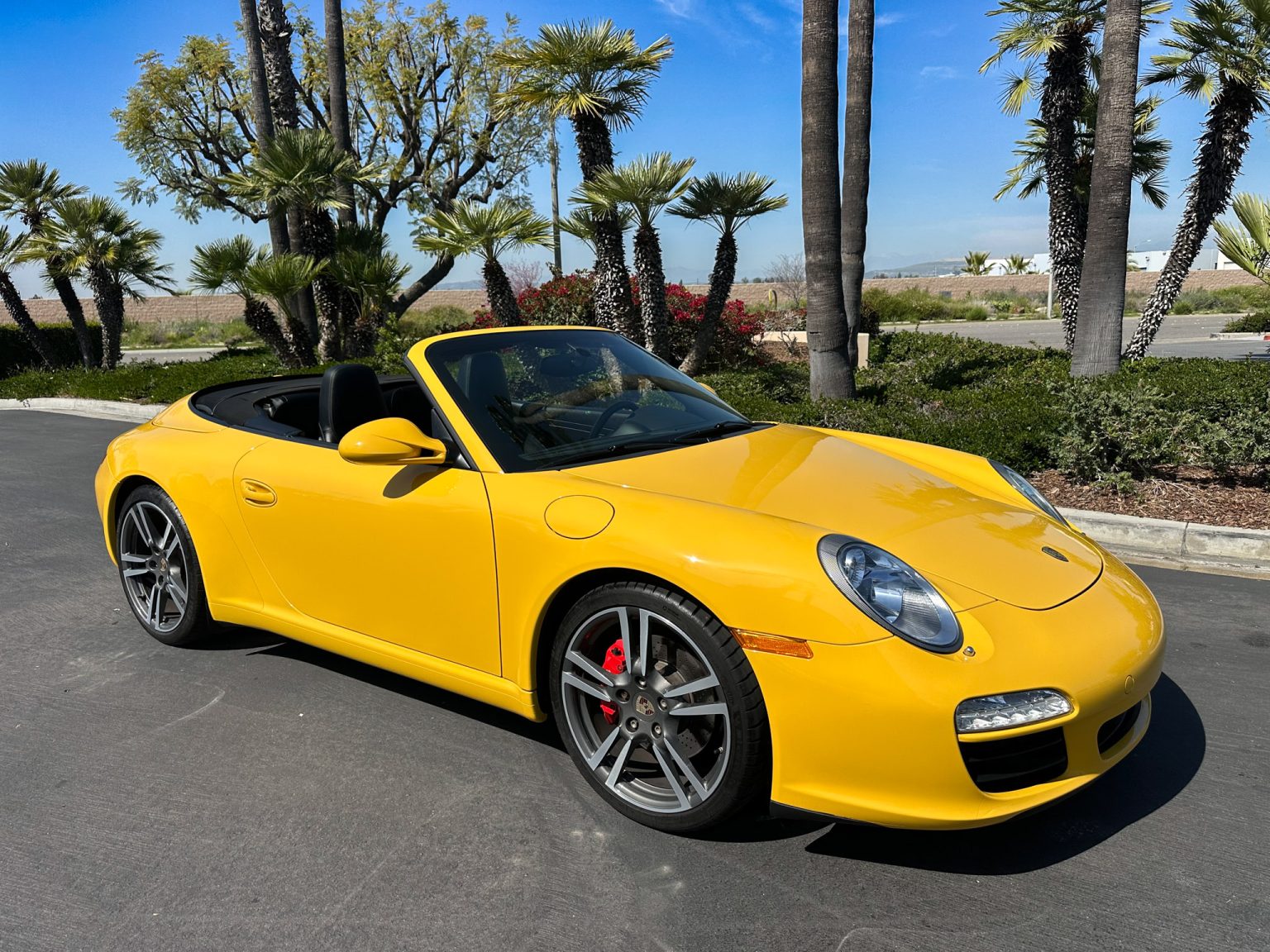 BaT 2011 Yellow Porsche 911 Cab 4132