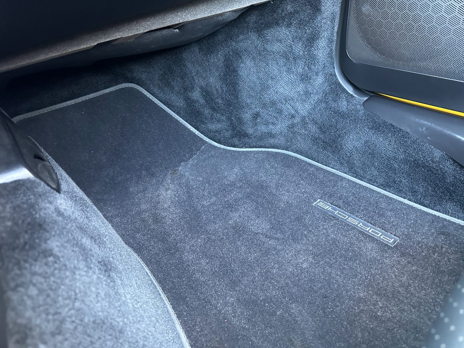 BaT 2011 Yellow Porsche 911 Cab 4184