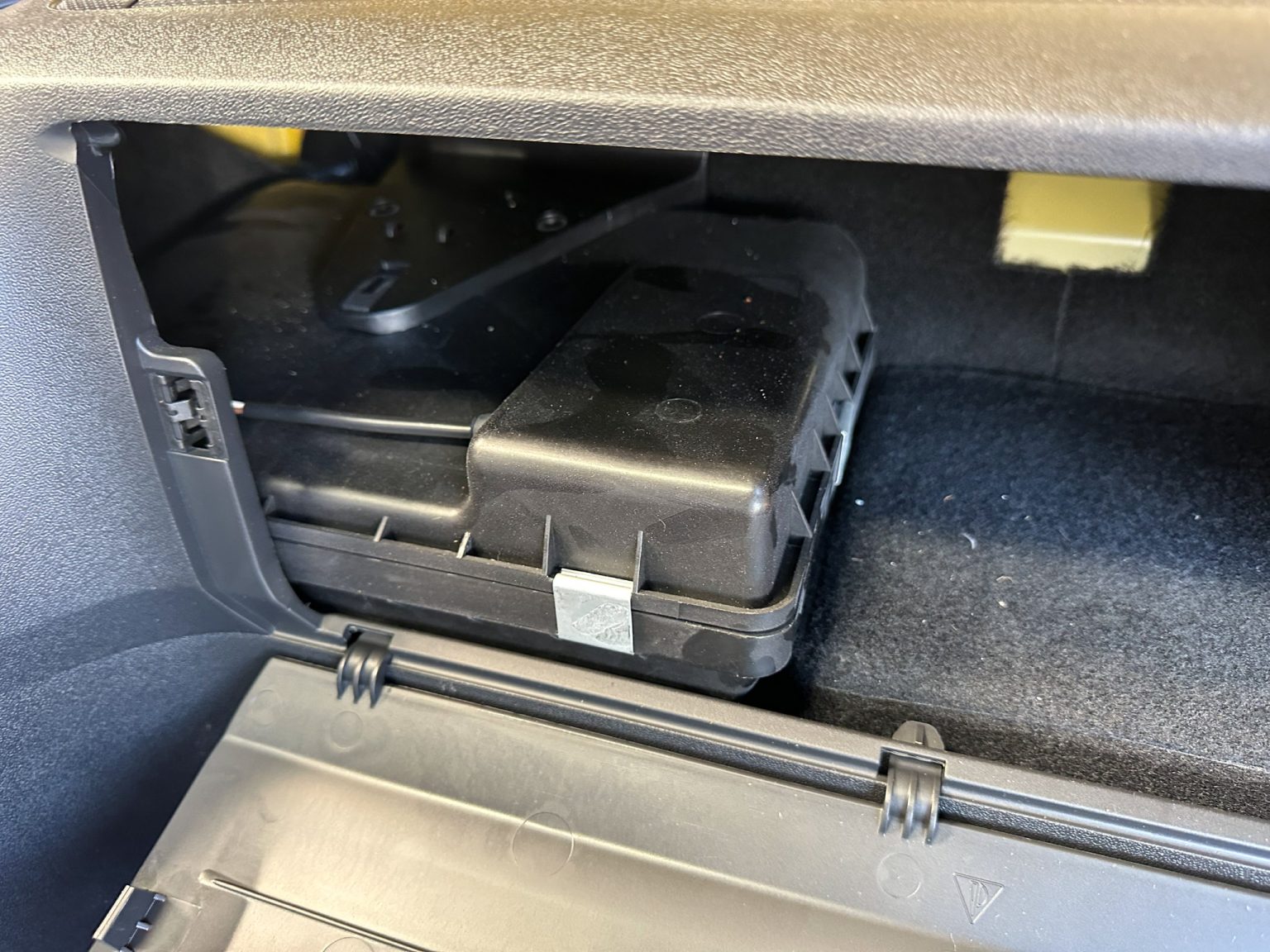 BaT 2011 Yellow Porsche 911 Cab 4191