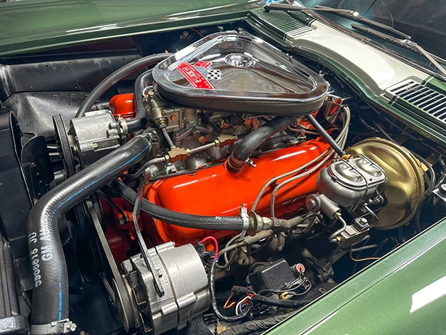 1967_Goodwood_Green_Corvette_L71_Coupe_ _Engine